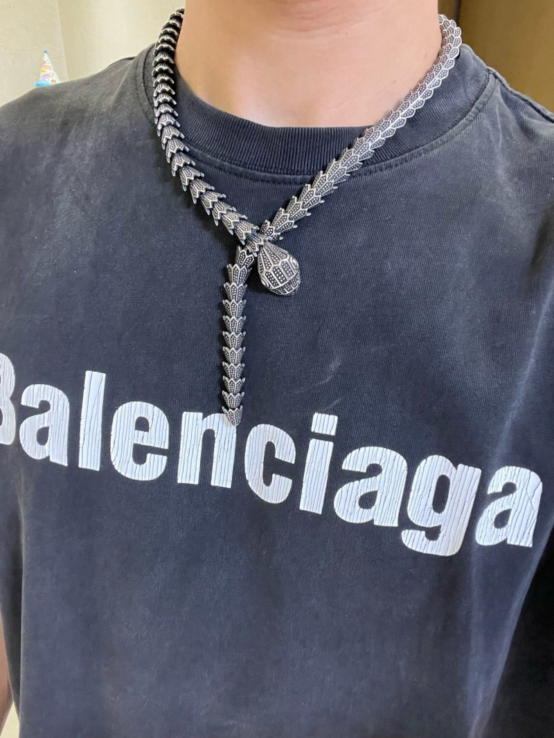 Gvc*1 necklaces